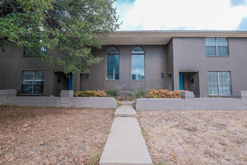 5439 Pershing Ave, Fort Worth, TX, 76107-4707 | Card Image