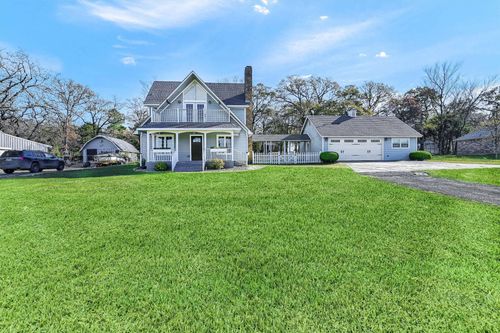 123 Pontiac Dr, Gainesville, TX, 76240-9437 | Card Image