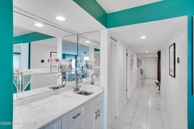 201 - 1527 S Atlantic Ave, Condo with 3 bedrooms, 2 bathrooms and null parking in COCOA BEACH FL | Image 10