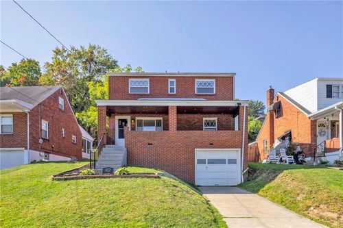427 Cedar St, Jeannette, PA, 15644-2523 | Card Image
