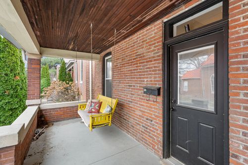 404 Vine Street, Boonville, MO, 65233 | Card Image