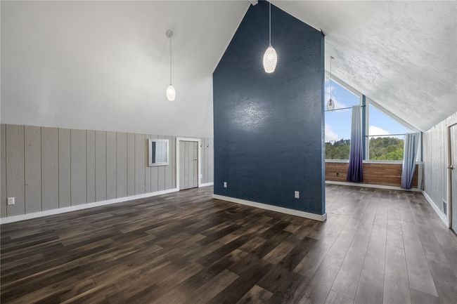Upstairs Room 1 | Image 35