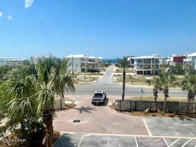 UNIT-300 - 3300 Highway 98, Condo with 3 bedrooms, 3 bathrooms and null parking in Mexico Beach FL | Image 16