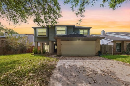 2118 Creekshire Dr, Sugar Land, TX, 77478-5237 | Card Image
