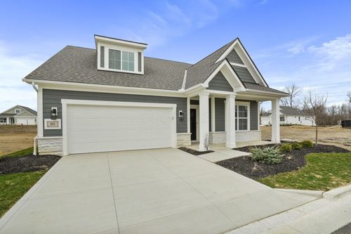 102 Corsica Way, Delaware, OH, 43015-6558 | Card Image