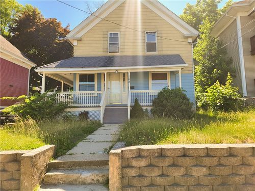 168 3rd Ave, Woonsocket, RI, 02895-4043 | Card Image