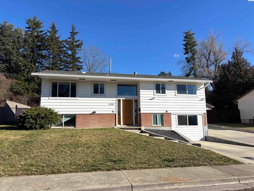 1310 Nw Douglas Dr, Pullman, WA, 99163-3320 | Card Image