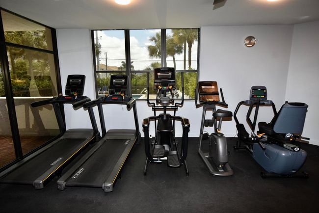 APT-109 - 1155 Hillsboro Mile, Condo with 2 bedrooms, 3 bathrooms and null parking in Hillsboro Beach FL | Image 49