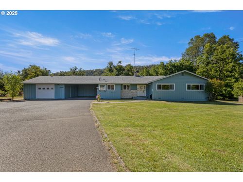 4769 N Umpqua Hwy, Roseburg, OR, 97470-9450 | Card Image