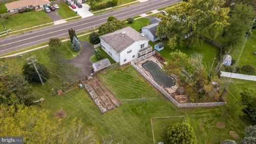 313 Trenton Rd, FAIRLESS HILLS, PA, 19030-2813 | Card Image