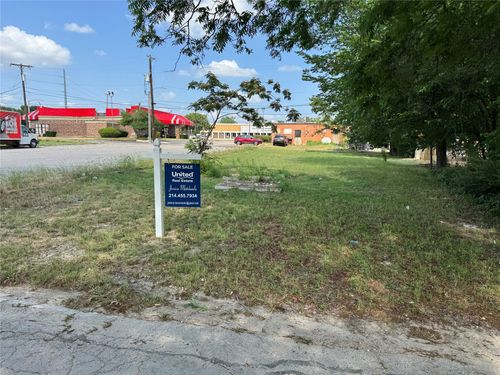 114 Grant St, Garland, TX, 75042-6706 | Card Image
