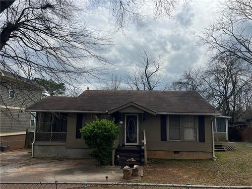 3143 Cedar St, Scottdale, GA, 30079-1736 | Card Image