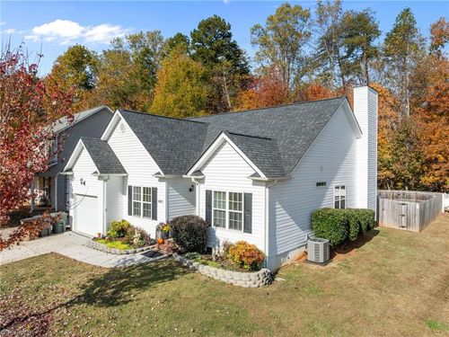 1413 Asher Downs Dr, Greensboro, NC, 27405-4970 | Card Image