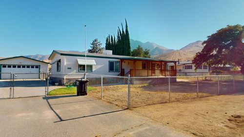 14012 Deaton Ct, Weldon, CA, 93283-9521 | Card Image