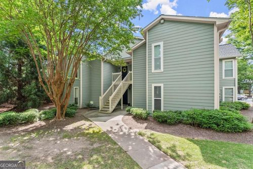 1115 Canyon Point Cir, Roswell, GA, 30076-5105 | Card Image