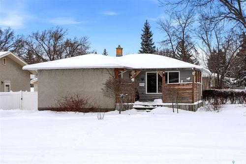 6 Hanley Crescent, Regina, SK, S4R5A7 | Card Image