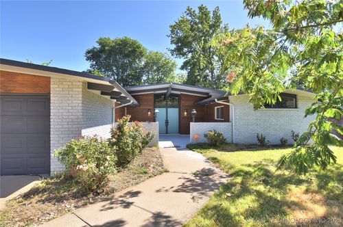 5825 35th St, Tulsa, OK, 74135-5303 | Card Image
