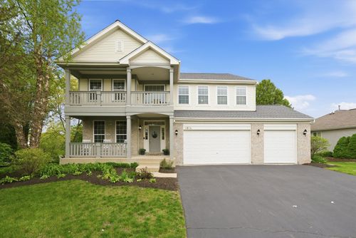 6814 Homestead Dr, McHenry, IL, 60050-8072 | Card Image