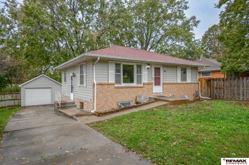 841 S 46th St, Lincoln, NE, 68510-3711 | Card Image