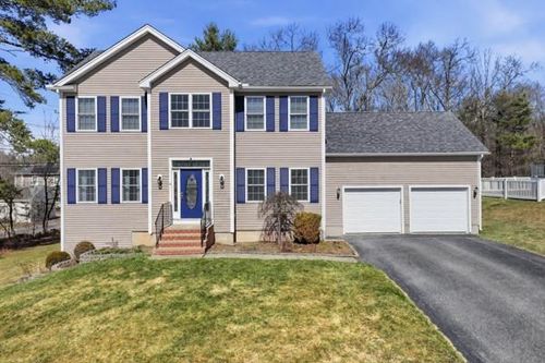 6 Laura Dr, Attleboro, MA, 02703-8219 | Card Image