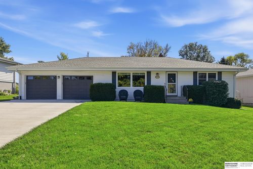 3509 Gateway Road, Elkhorn, NE, 68022 | Card Image