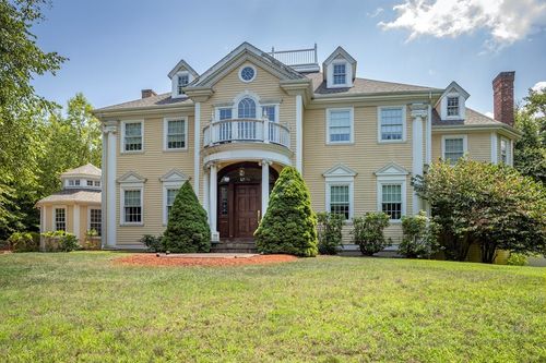 130 Popes Ln, Hingham, MA, 02043-2902 | Card Image