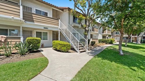 d-3651 Country Oaks Loop, Ontario, CA, 91761-0185 | Card Image