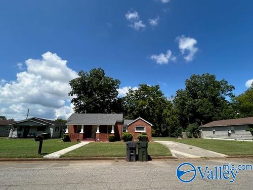 509 12th Ave Nw, Decatur, AL, 35601-1127 | Card Image