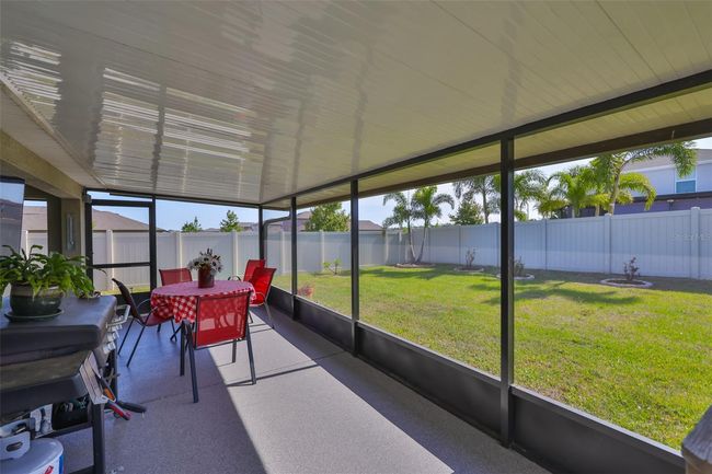 16704 Sunburst Lake St, House other with 3 bedrooms, 2 bathrooms and null parking in WIMAUMA FL | Image 18