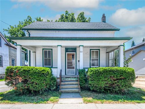 40 Jacob St E, Tavistock, ON, N0B2R0 | Card Image