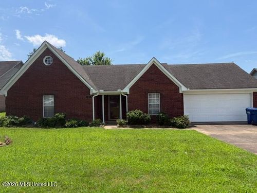 1867 Thomas St, Horn Lake, MS, 38637-3319 | Card Image
