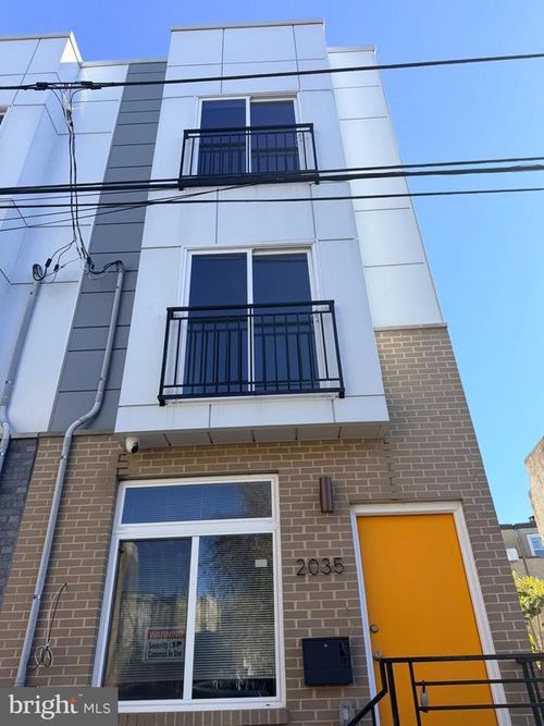 2035 N Orianna St, PHILADELPHIA, PA, 19122-1521 | Card Image