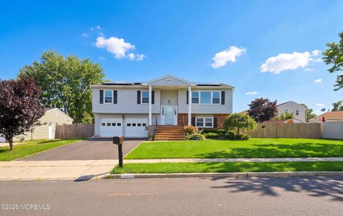 119 Pine Needle St, Howell, NJ, 07731-2686 | Card Image