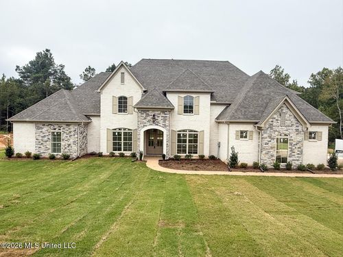 357 Poplar Ln, Holly Springs, MS, 38635-1004 | Card Image