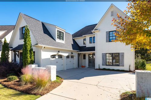 875 Southbend Ln, VESTAVIA HILLS, AL, 35216-2258 | Card Image