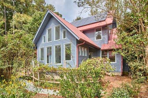 133 Circadian Way, Chapel Hill, NC, 27516-4604 | Card Image