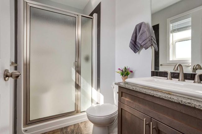 251 Kingsbridge Rd Se, Home with 2 bedrooms, 3 bathrooms and 2 parking in Airdrie AB | Image 24