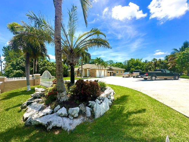17146 81 St Ln N, House other with 5 bedrooms, 3 bathrooms and null parking in Loxahatchee FL | Image 5