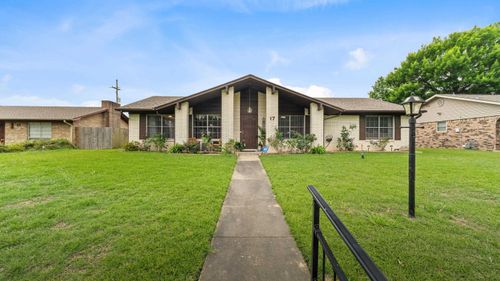 17 Heatherwood Dr, Texarkana, TX, 75503-1657 | Card Image