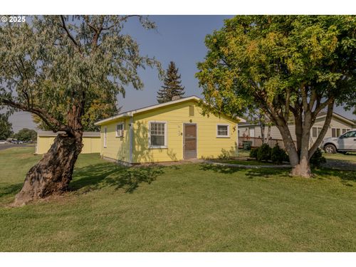 415 N Wayne St, Stanfield, OR, 97875-2109 | Card Image