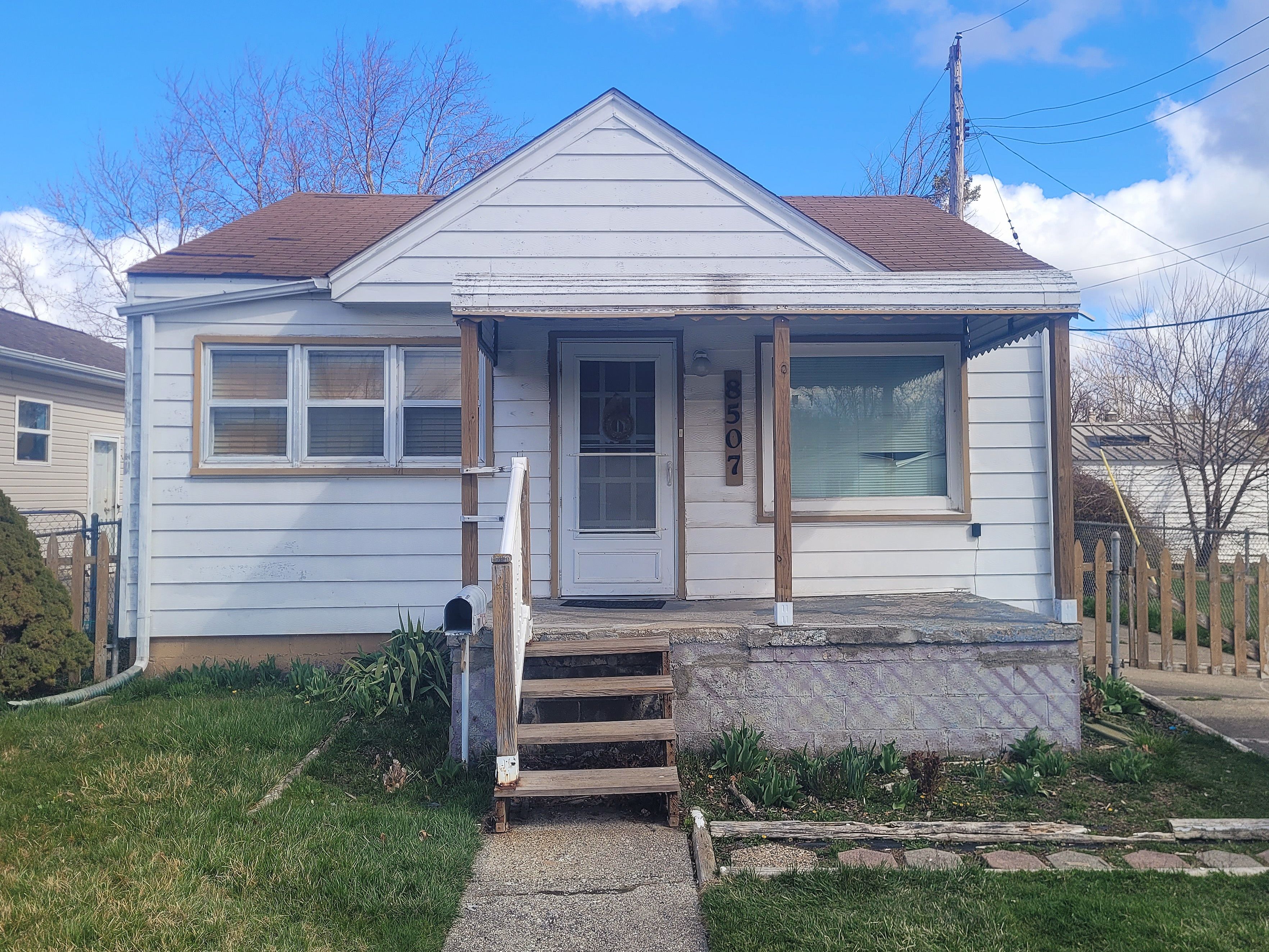 Jewett Ave, Warren, MI 48089