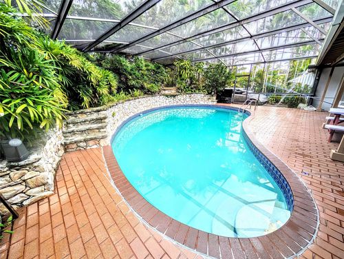 169 Palmetto Dr, Miami Springs, FL, 33166-5809 | Card Image