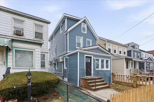 90-48 204th St, Hollis, NY, 11423-2725 | Card Image