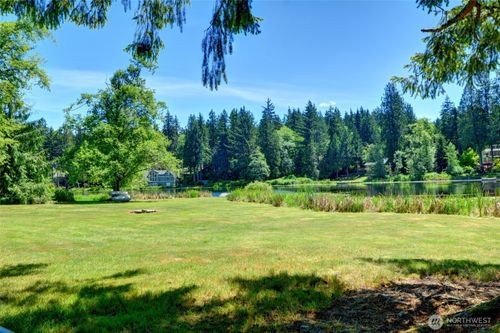 3038 Beaver Pl, Sedro Woolley, WA, 98284-8864 | Card Image
