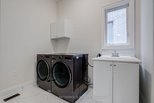 454 Humphrey St, House other with 4 bedrooms, 4 bathrooms and 2 parking in Hamilton ON | Image 17