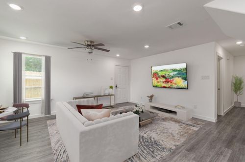 a-7802 Crestview Dr, Houston, TX, 77028-2504 | Card Image