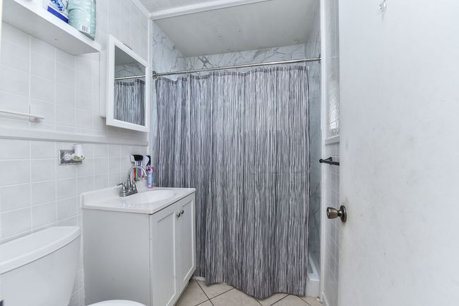 601 Division St, Home with 2 bedrooms, 1 bathrooms and null parking in St. Charles IL | Image 9