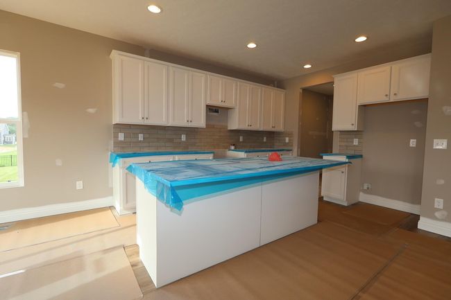 207 Isleta Dr, House other with 3 bedrooms, 2 bathrooms and null parking in Pataskala OH | Image 7