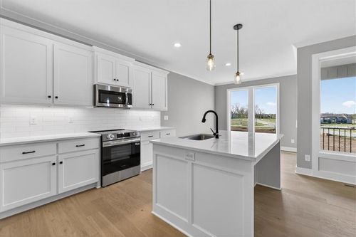 25037 W 94th Ter, Lenexa, KS, 66227-7388 | Card Image