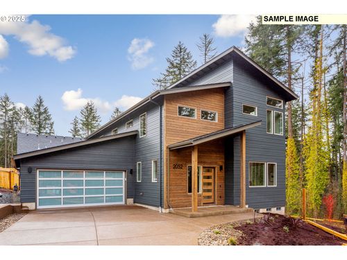 2969 Capital Dr, Eugene, OR, 97403-1886 | Card Image
